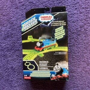 Track Master Thomas & Friends Glowing Track Pack - 15 pieces- New in box